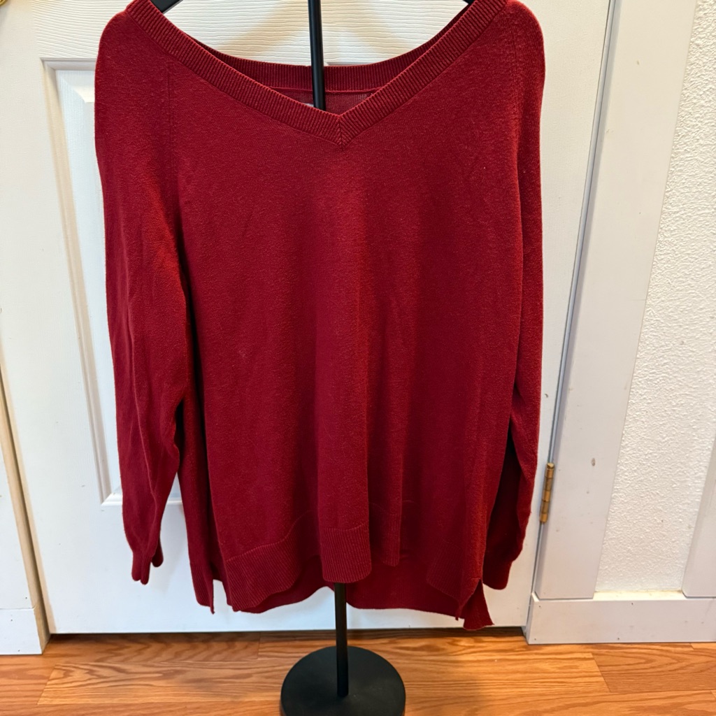 Lucky Brand Deep Red VNeck Sweater Preowned Xxl Lucky Brand Deep Red VNeck Sweater Preowned Xxl